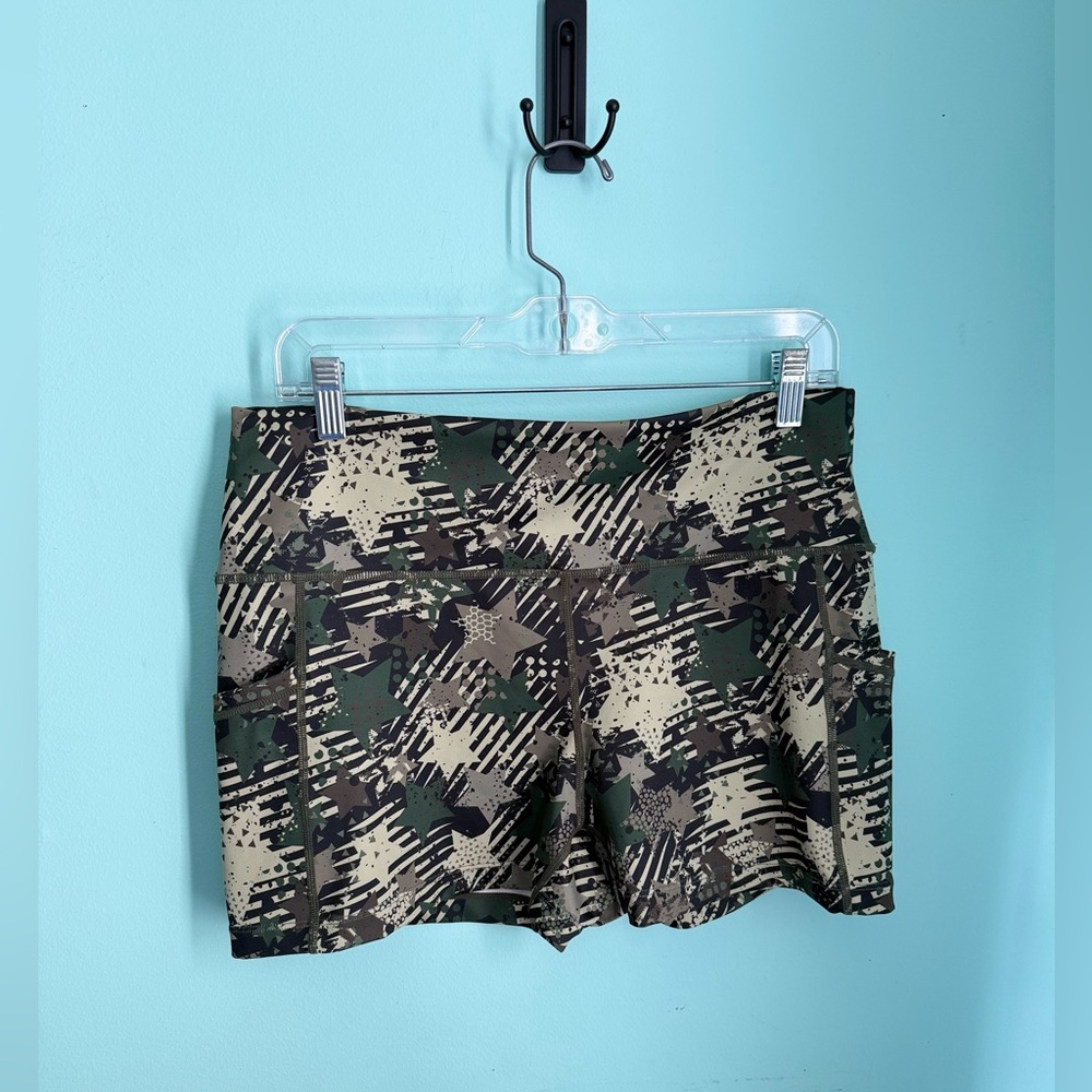Constantly Varied Gear Shorts (XL)